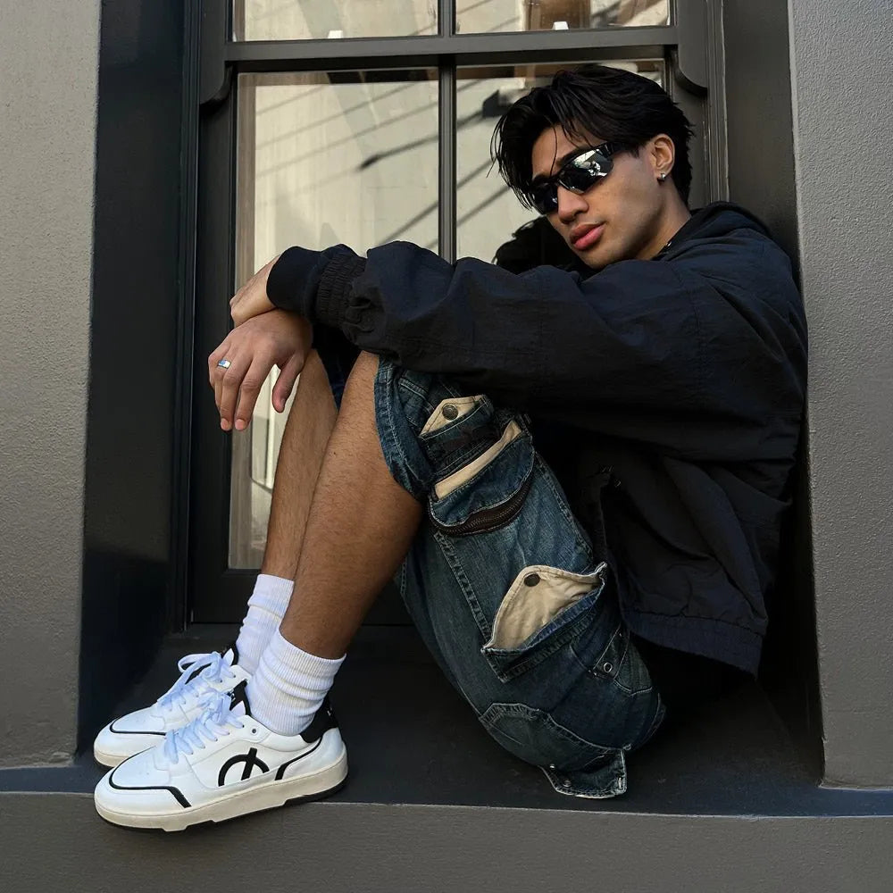 Master Two-Way Zips: Seamless Entry and Exit for Trainers and High Tops